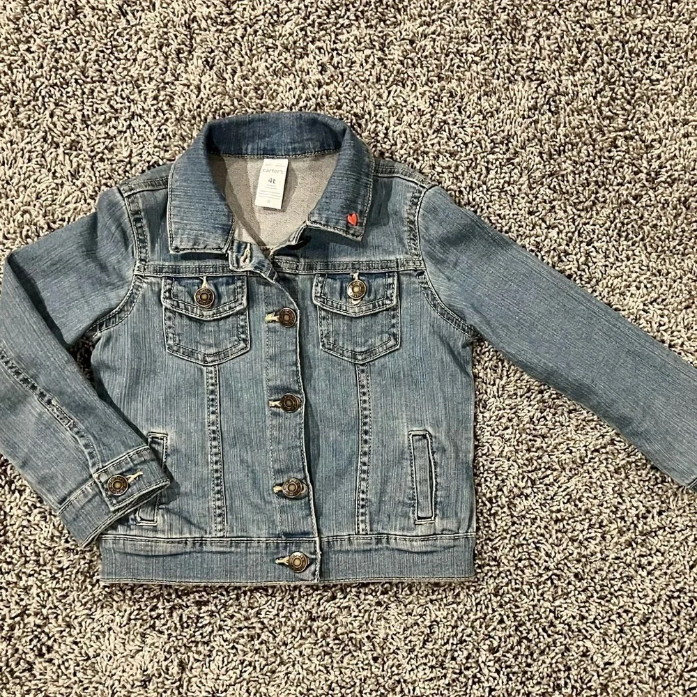 5/$25 Carter’s girls Jean jacket 4T
